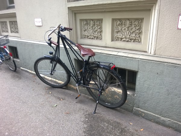 I didn't find a cargo velo, so at least some strange velo on the street